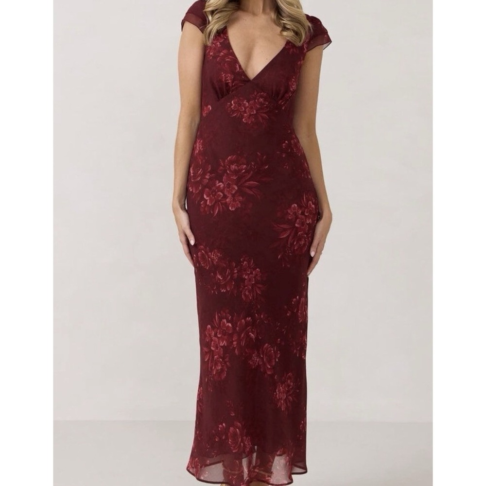Park & Fifth Sonora Dress NWT Medium Red Floral Open Back Midi Flutter Sleeve